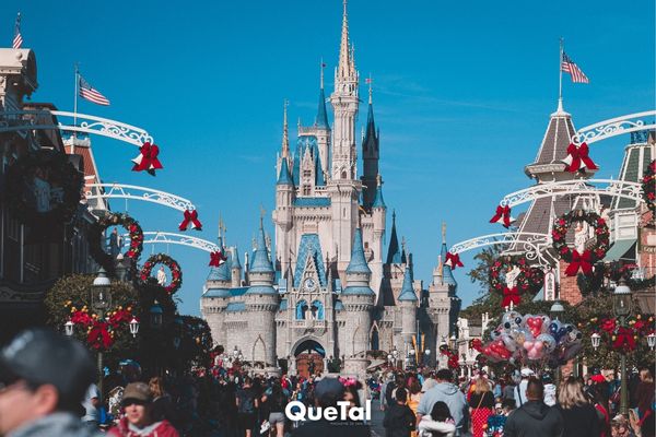 ¿Trabajo en Disneyland? Lanzan programa de intercambio para jóvenes mexicanos